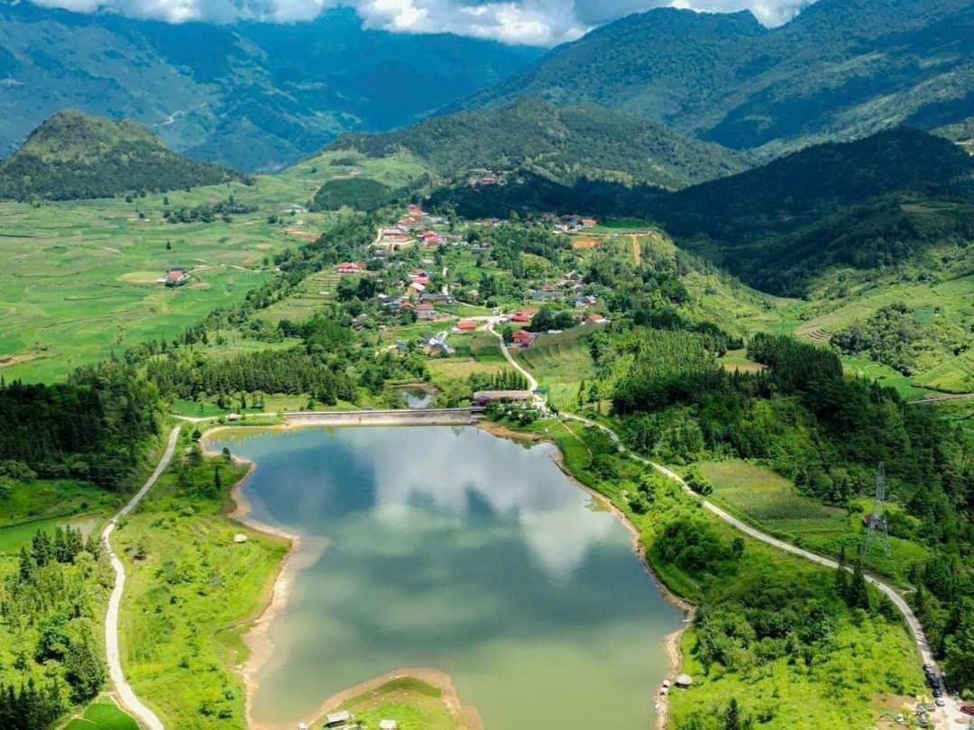 Thuy Anh Hotel Ха Жианг Екстериор снимка