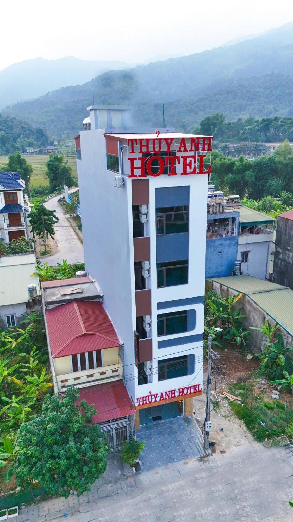 Thuy Anh Hotel Ха Жианг Екстериор снимка