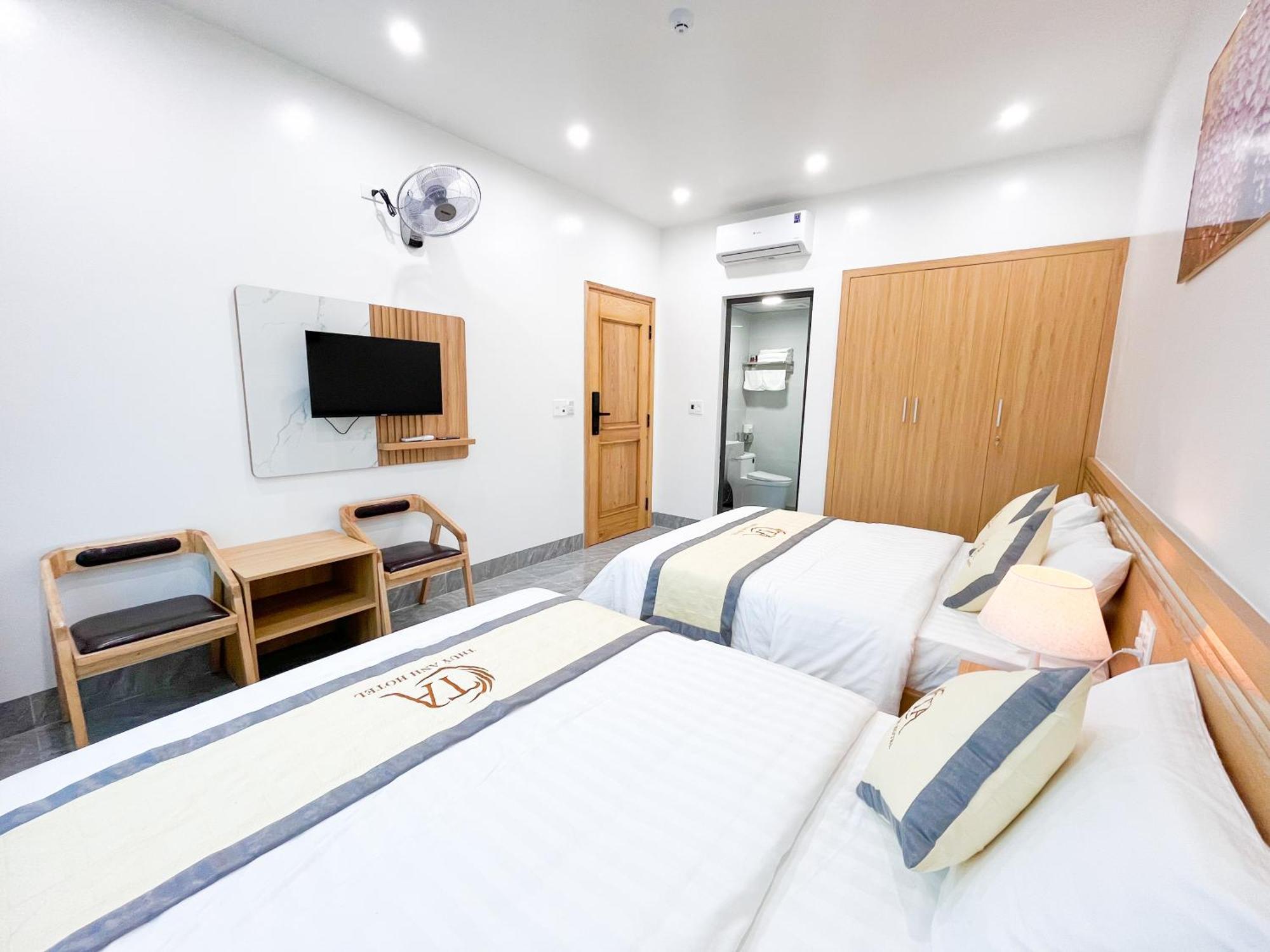 Thuy Anh Hotel Ха Жианг Екстериор снимка