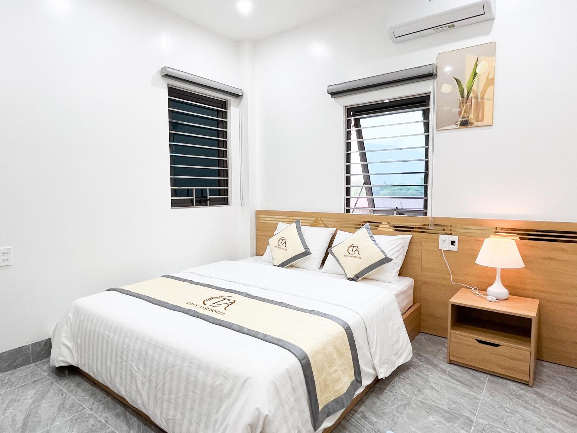 Thuy Anh Hotel Ха Жианг Екстериор снимка